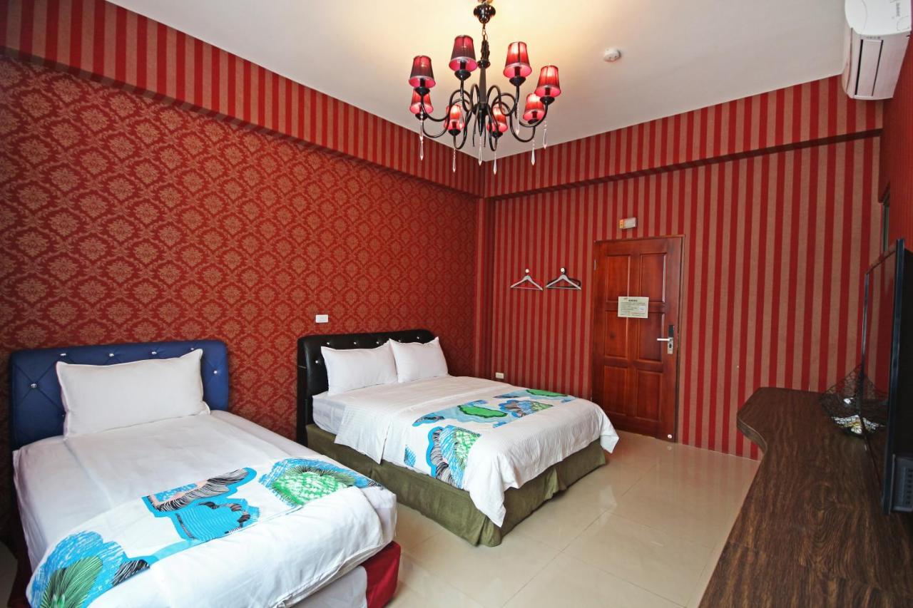 Fun Trip - Little Castle & Oscar B&B T'ai-tung Extérieur photo